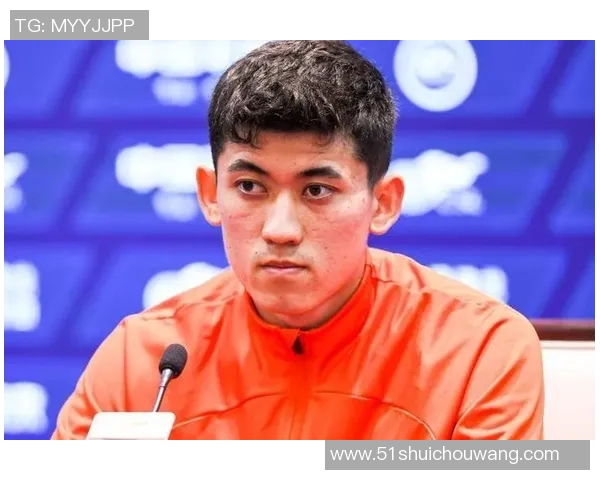 新疆足球明星的崛起与荣耀展现了中国足球的新希望与未来