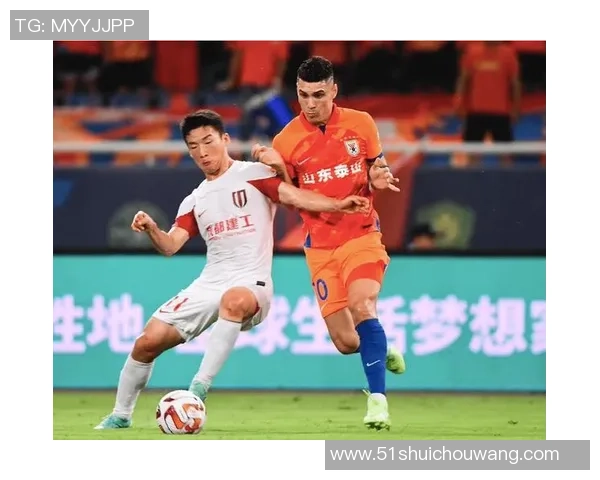 成都羽毛球队在总决赛中以86分稳居积分榜首位展现强劲实力